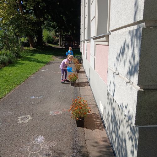 <br />
<b>Notice</b>:  Undefined index: name in <b>/home/zskrasnalipa.cz/vendor/vrana/notorm/NotORM/Row.php</b> on line <b>166</b><br />
