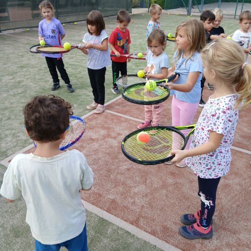 <br />
<b>Notice</b>:  Undefined index: name in <b>/home/zskrasnalipa.cz/vendor/vrana/notorm/NotORM/Row.php</b> on line <b>166</b><br />
