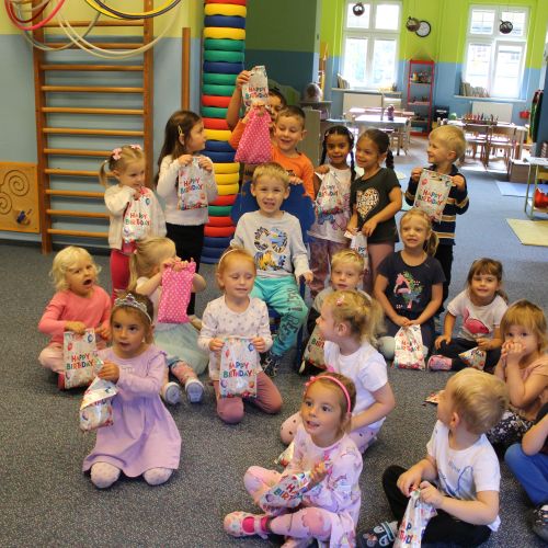 <br />
<b>Notice</b>:  Undefined index: name in <b>/home/zskrasnalipa.cz/vendor/vrana/notorm/NotORM/Row.php</b> on line <b>166</b><br />
