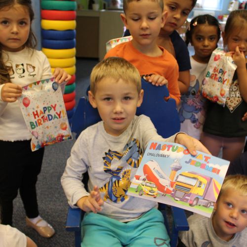 <br />
<b>Notice</b>:  Undefined index: name in <b>/home/zskrasnalipa.cz/vendor/vrana/notorm/NotORM/Row.php</b> on line <b>166</b><br />
