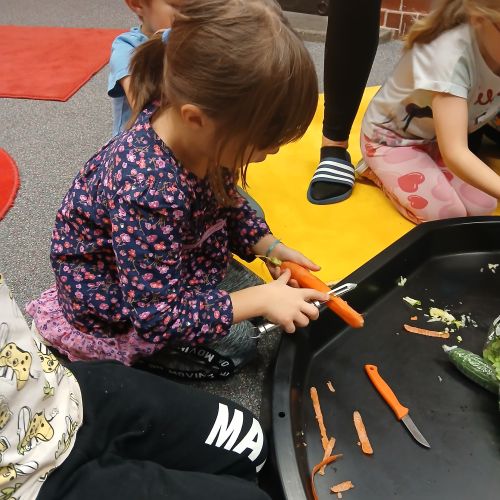 <br />
<b>Notice</b>:  Undefined index: name in <b>/home/zskrasnalipa.cz/vendor/vrana/notorm/NotORM/Row.php</b> on line <b>166</b><br />
