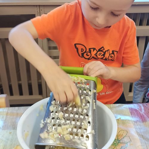 <br />
<b>Notice</b>:  Undefined index: name in <b>/home/zskrasnalipa.cz/vendor/vrana/notorm/NotORM/Row.php</b> on line <b>166</b><br />
