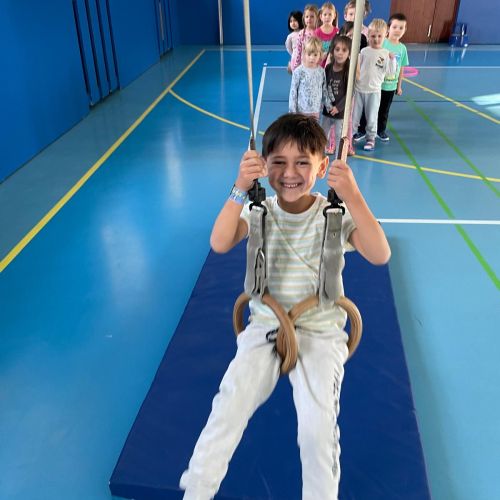 <br />
<b>Notice</b>:  Undefined index: name in <b>/home/zskrasnalipa.cz/vendor/vrana/notorm/NotORM/Row.php</b> on line <b>166</b><br />
