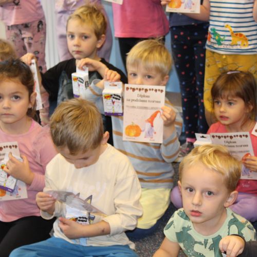 <br />
<b>Notice</b>:  Undefined index: name in <b>/home/zskrasnalipa.cz/vendor/vrana/notorm/NotORM/Row.php</b> on line <b>166</b><br />
