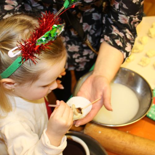 <br />
<b>Notice</b>:  Undefined index: name in <b>/home/zskrasnalipa.cz/vendor/vrana/notorm/NotORM/Row.php</b> on line <b>166</b><br />
