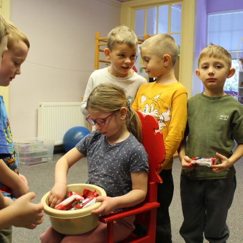 <br />
<b>Notice</b>:  Undefined index: name in <b>/home/zskrasnalipa.cz/vendor/vrana/notorm/NotORM/Row.php</b> on line <b>166</b><br />
