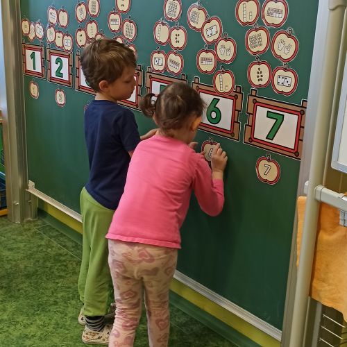 <br />
<b>Notice</b>:  Undefined index: name in <b>/home/zskrasnalipa.cz/vendor/vrana/notorm/NotORM/Row.php</b> on line <b>166</b><br />
