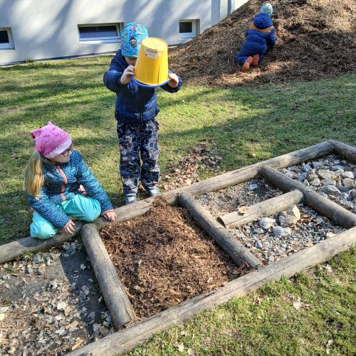 <br />
<b>Notice</b>:  Undefined index: name in <b>/home/zskrasnalipa.cz/vendor/vrana/notorm/NotORM/Row.php</b> on line <b>166</b><br />
