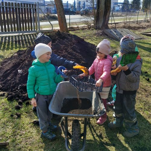 <br />
<b>Notice</b>:  Undefined index: name in <b>/home/zskrasnalipa.cz/vendor/vrana/notorm/NotORM/Row.php</b> on line <b>166</b><br />
