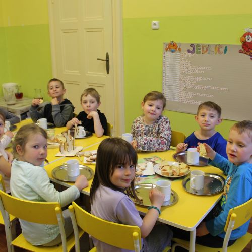 <br />
<b>Notice</b>:  Undefined index: name in <b>/home/zskrasnalipa.cz/vendor/vrana/notorm/NotORM/Row.php</b> on line <b>166</b><br />
