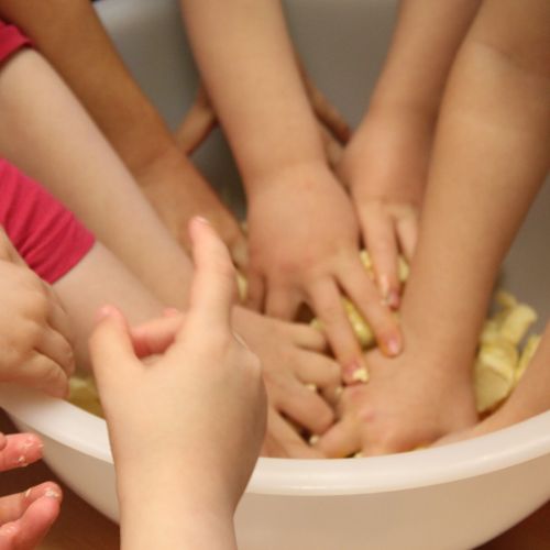 <br />
<b>Notice</b>:  Undefined index: name in <b>/home/zskrasnalipa.cz/vendor/vrana/notorm/NotORM/Row.php</b> on line <b>166</b><br />
