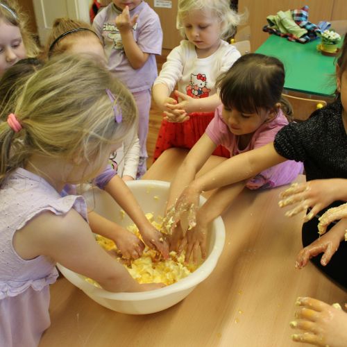 <br />
<b>Notice</b>:  Undefined index: name in <b>/home/zskrasnalipa.cz/vendor/vrana/notorm/NotORM/Row.php</b> on line <b>166</b><br />
