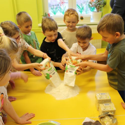 <br />
<b>Notice</b>:  Undefined index: name in <b>/home/zskrasnalipa.cz/vendor/vrana/notorm/NotORM/Row.php</b> on line <b>166</b><br />
