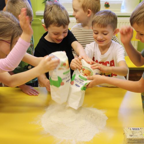 <br />
<b>Notice</b>:  Undefined index: name in <b>/home/zskrasnalipa.cz/vendor/vrana/notorm/NotORM/Row.php</b> on line <b>166</b><br />
