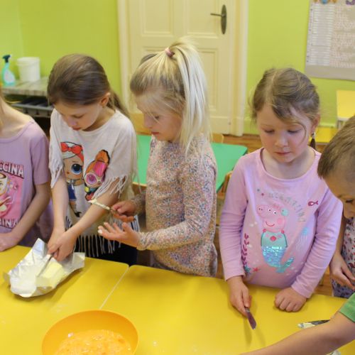 <br />
<b>Notice</b>:  Undefined index: name in <b>/home/zskrasnalipa.cz/vendor/vrana/notorm/NotORM/Row.php</b> on line <b>166</b><br />
