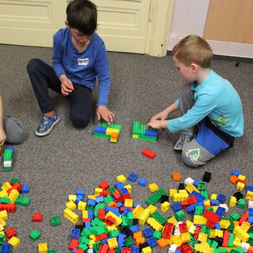 <br />
<b>Notice</b>:  Undefined index: name in <b>/home/zskrasnalipa.cz/vendor/vrana/notorm/NotORM/Row.php</b> on line <b>166</b><br />
