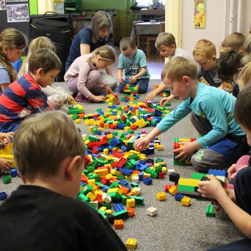 <br />
<b>Notice</b>:  Undefined index: name in <b>/home/zskrasnalipa.cz/vendor/vrana/notorm/NotORM/Row.php</b> on line <b>166</b><br />
