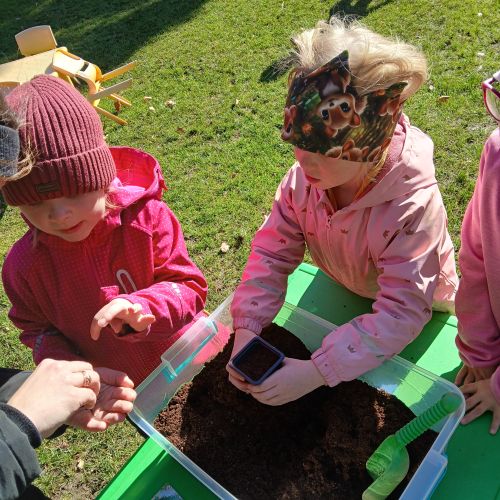 <br />
<b>Notice</b>:  Undefined index: name in <b>/home/zskrasnalipa.cz/vendor/vrana/notorm/NotORM/Row.php</b> on line <b>166</b><br />
