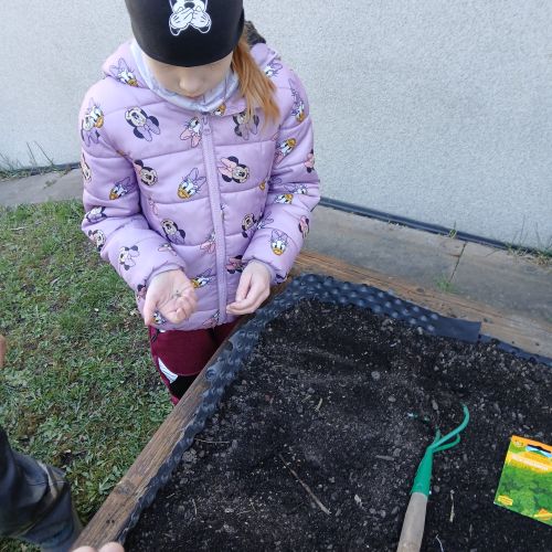 <br />
<b>Notice</b>:  Undefined index: name in <b>/home/zskrasnalipa.cz/vendor/vrana/notorm/NotORM/Row.php</b> on line <b>166</b><br />
