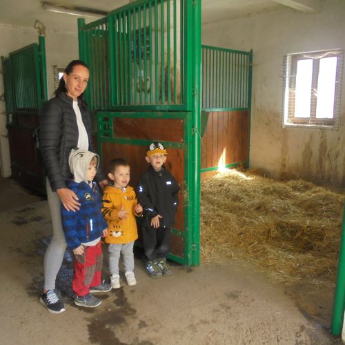 <br />
<b>Notice</b>:  Undefined index: name in <b>/home/zskrasnalipa.cz/vendor/vrana/notorm/NotORM/Row.php</b> on line <b>166</b><br />
